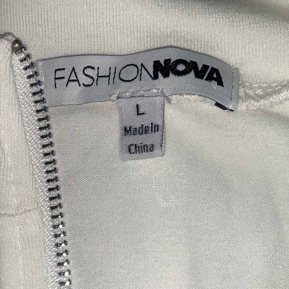 Brand New Cropped zip top - Picture 3 of 3